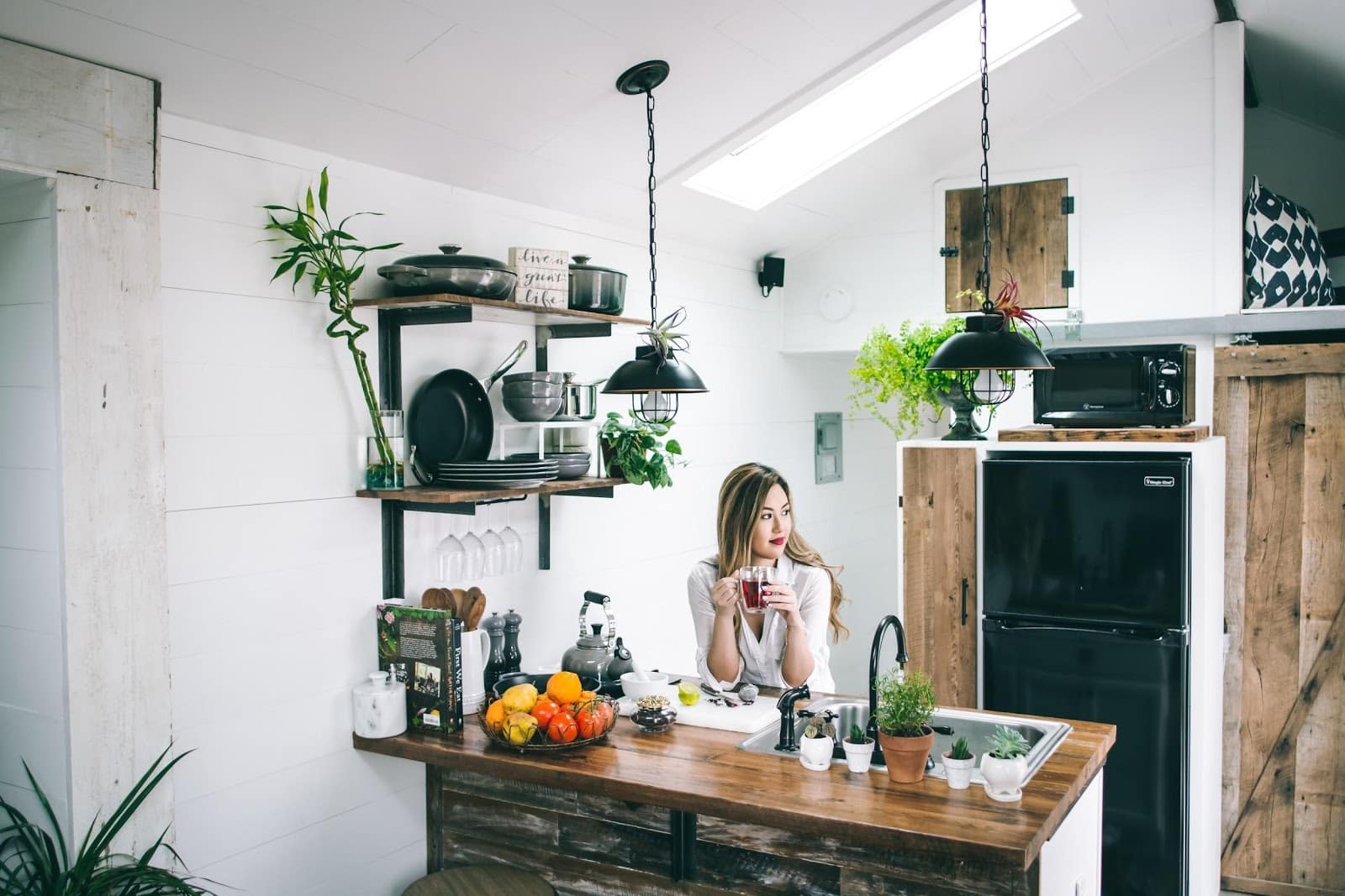 green kitchen decor