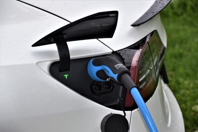 electric vehicle