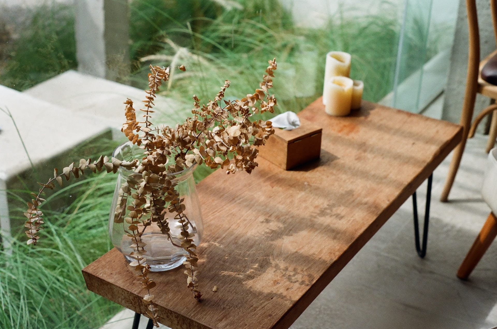 wooden table