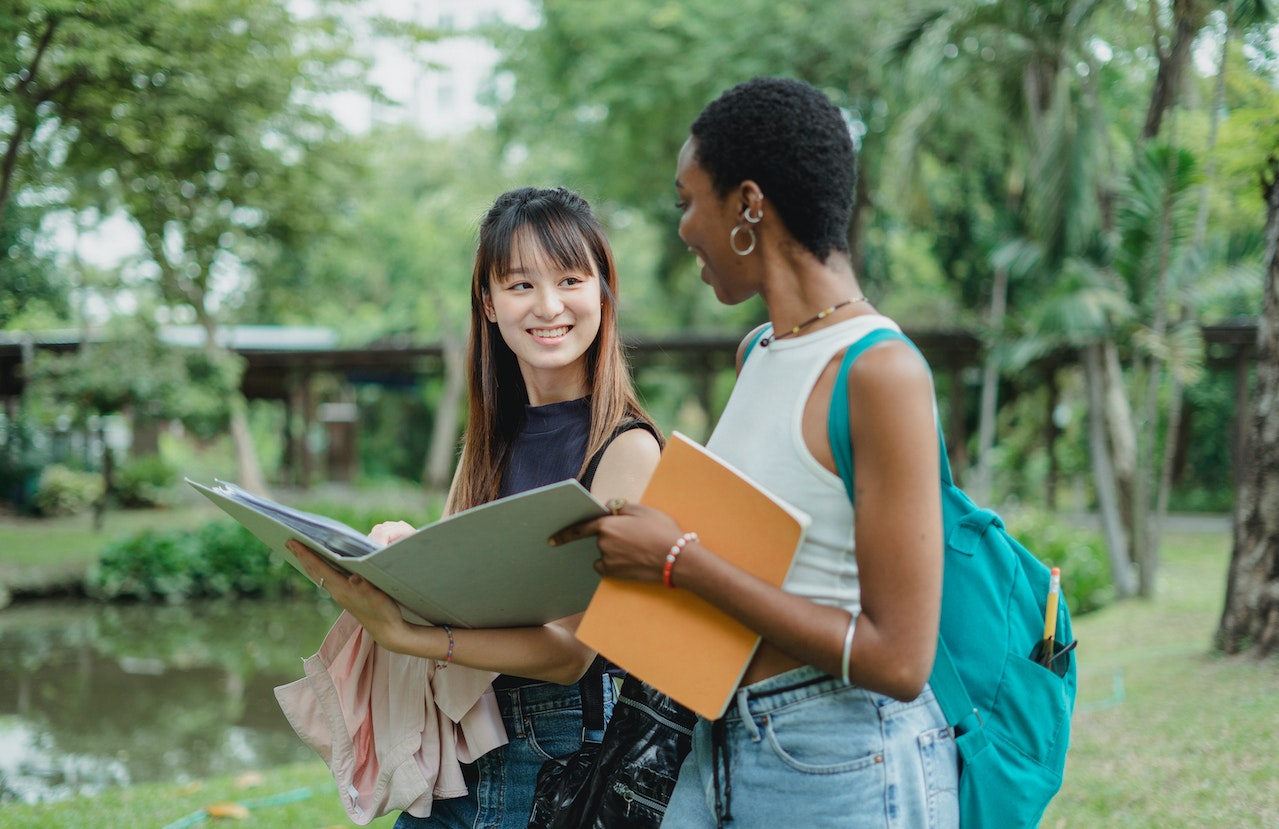 Studying and teaching about climate
Image by Zen Chung