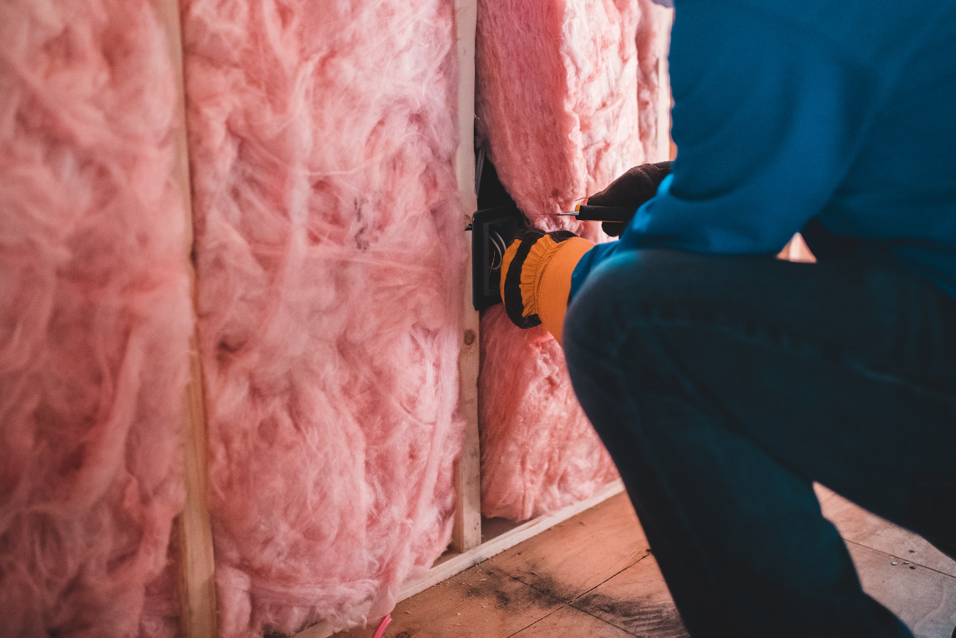 Photo by Erik Mclean on Unsplash

10 DIY Projects to Improve Your Home's Insulation