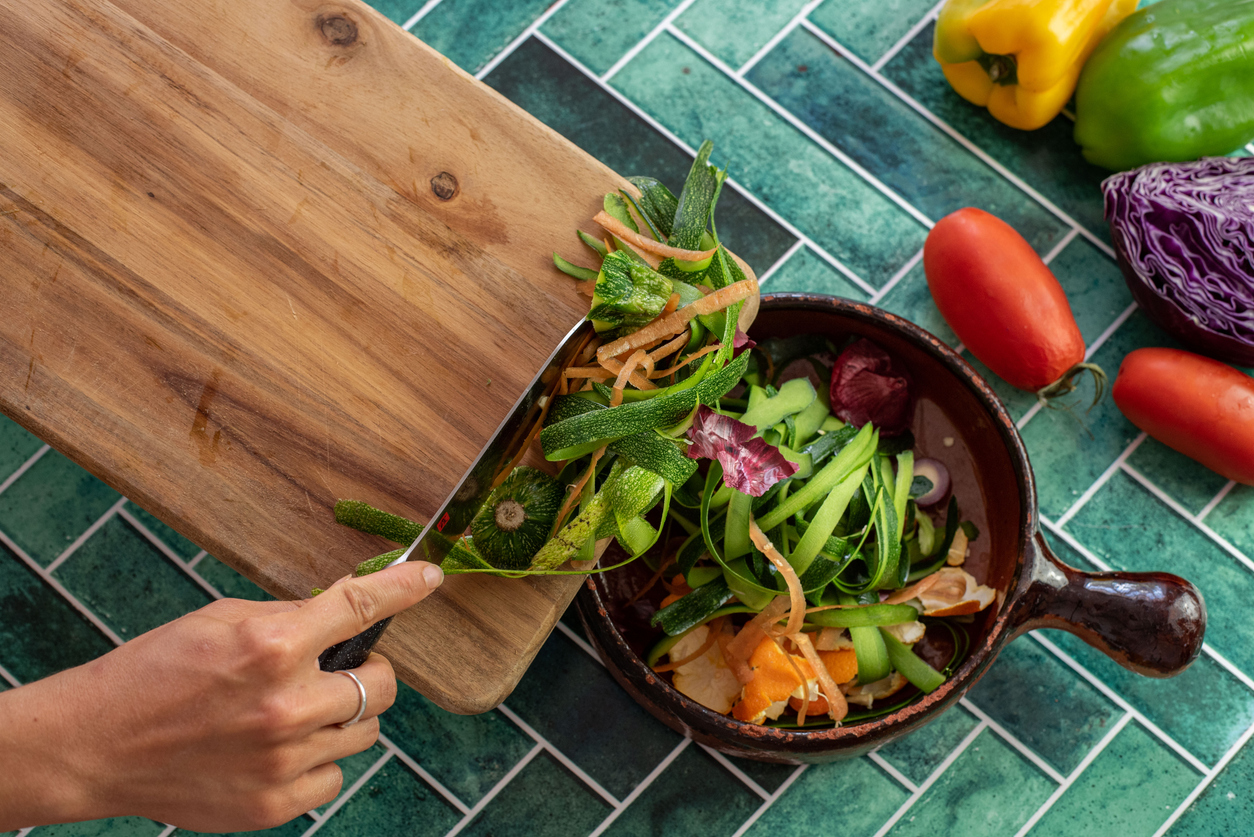 using vegetable scraps - kitchen scraps for compost or soup