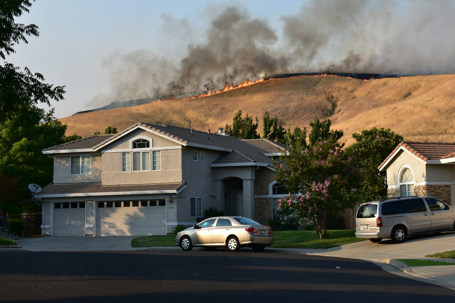 Summer heat waves and wildfires preparedness